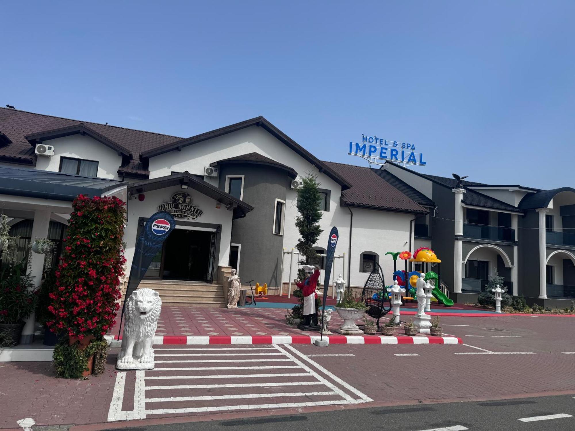 Hanul Domnesc Imperial Hotel & Spa Călan Exteriör bild