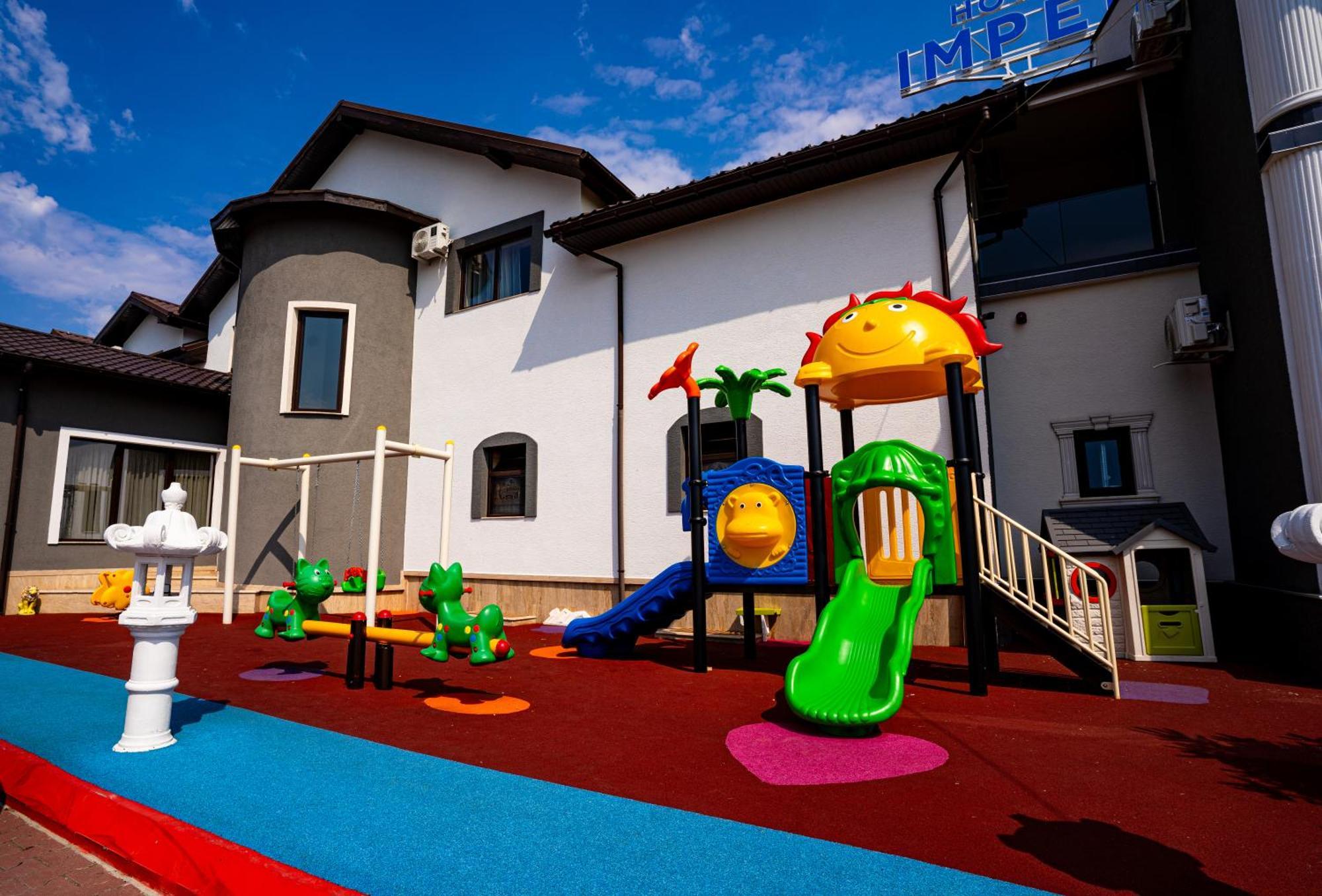 Hanul Domnesc Imperial Hotel & Spa Călan Exteriör bild